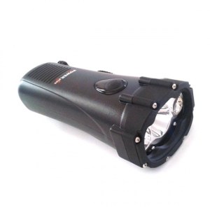 Un minuto de carga proporciona 20 minutos de luz continua de 1W y hasta 8 horas con la carga completa.