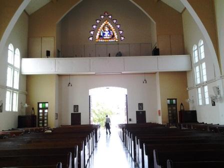 Some solidary tourists approach museums and churches to connect with the culture of local places they visit.